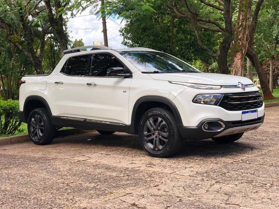 FIAT TORO 2.4 16V MULTIAIR FLEX VOLCANO AT9
